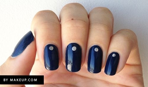 10 minimalist nail art ideas for fall - A Girl Named PJ